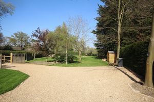 Photo 23- click for photo gallery